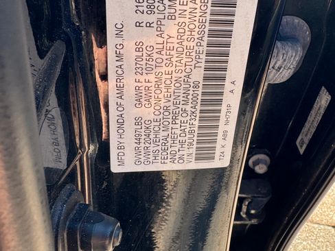 Used 2019 Acura TLX image 24