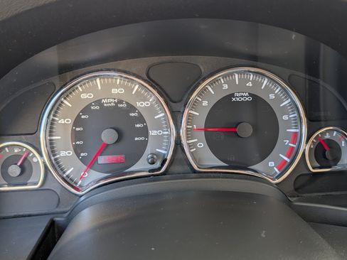 Used 2006 Pontiac Torrent 2WD w/ Preferred Package image 6