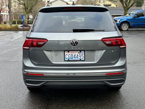 Used 2023 Volkswagen Tiguan S image 1