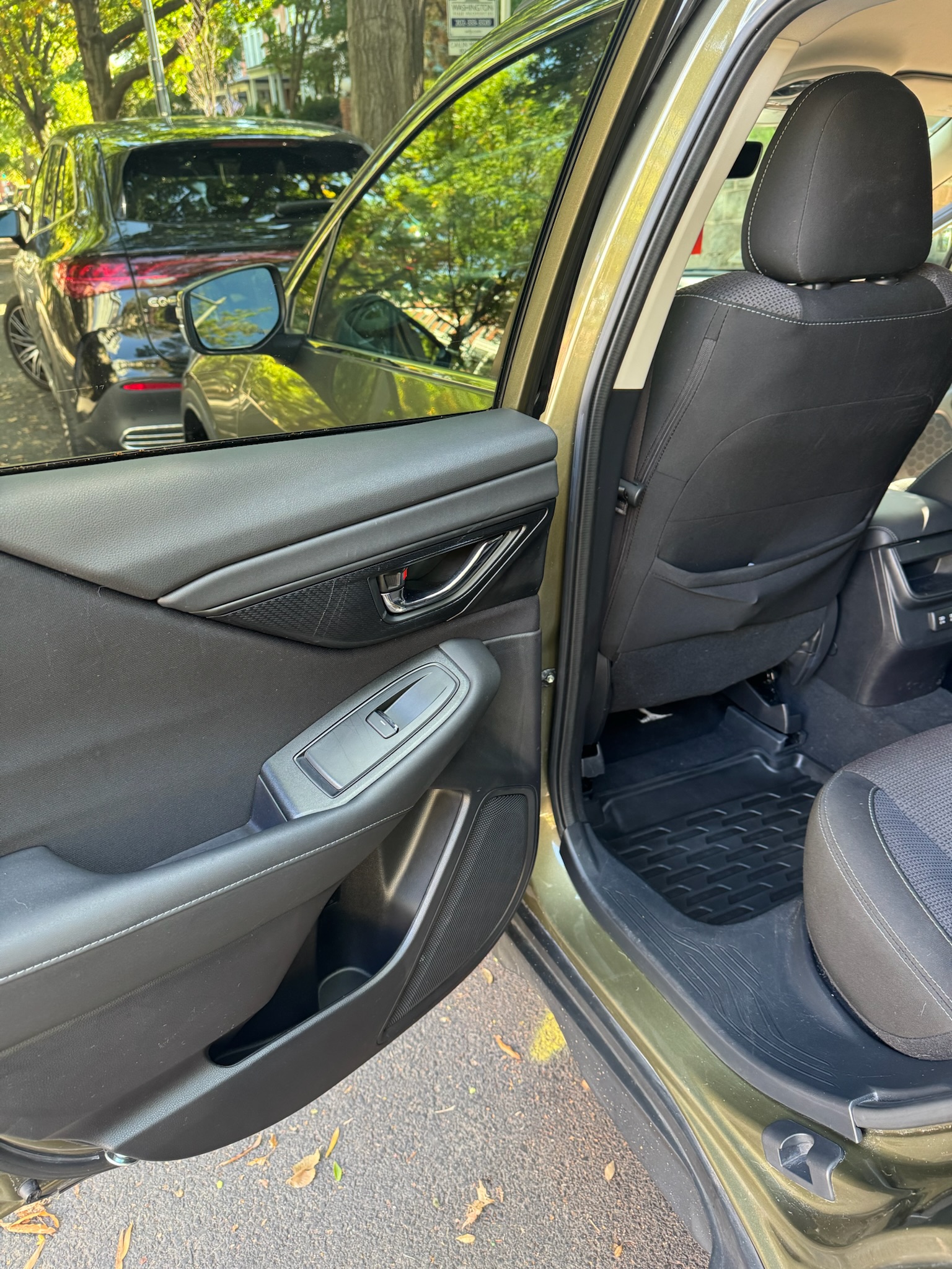 Used 2021 Subaru Outback Premium AWD/4WD image 14