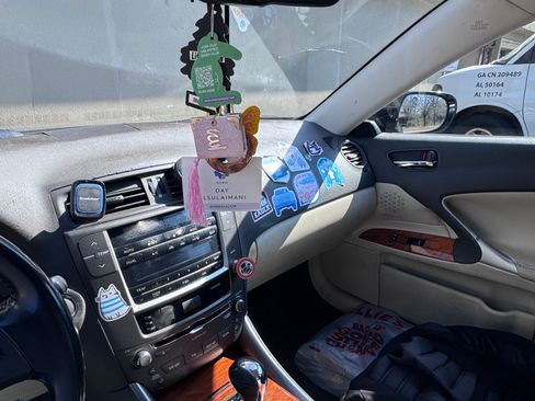 Used 2009 Lexus IS 250 AWD image 2