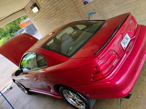 Used 1994 Ford Mustang GT RWD image 11