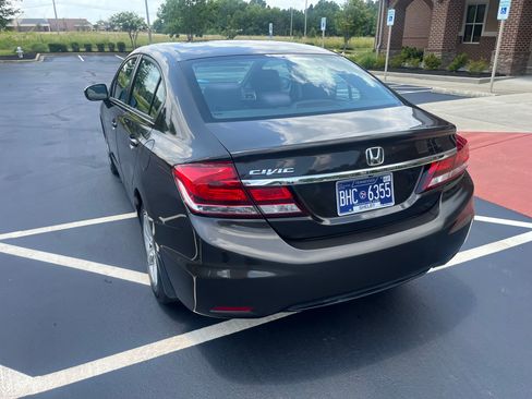 Used 2014 Honda Civic LX image 4