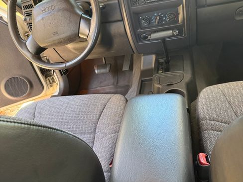 Used 2001 Jeep Cherokee Sport RWD image 17