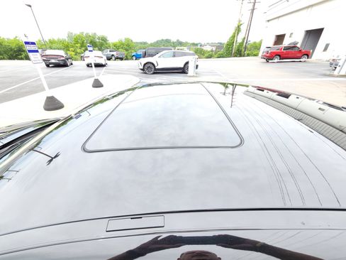 Used 2006 Mercedes-Benz CLS 55 AMG image 9