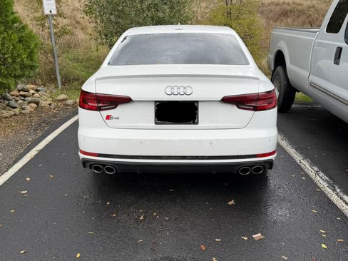 Used 2019 Audi S4 Premium Plus w/ Premium Plus Package image 6