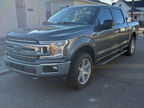 Used 2019 Ford F150 XLT w/ Equipment Group 302A Luxury image 4