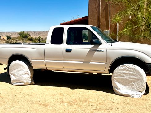Used 2000 Toyota Tacoma 4x4 Xtracab V6 w/ SR5 Pkg image 14