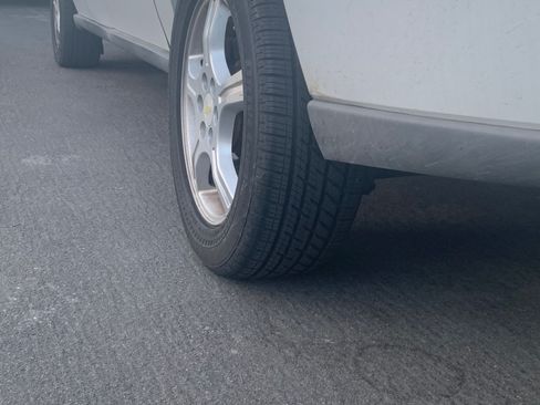 Used 2008 Chevrolet Uplander image 11