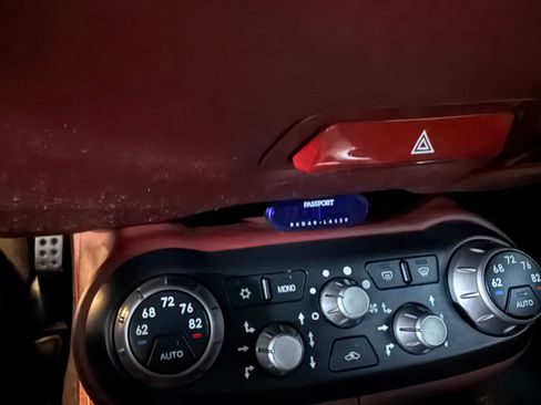 Used 2012 Ferrari California image 15