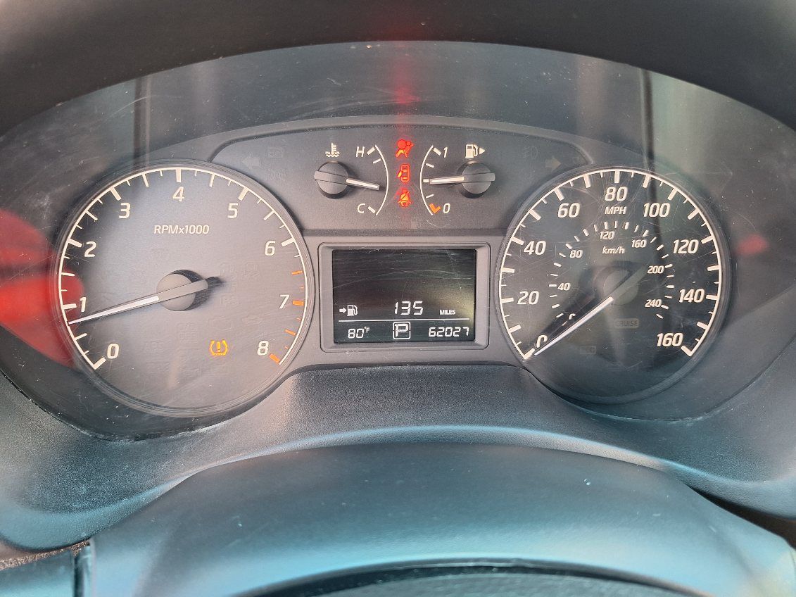 Used 2015 Nissan Sentra S FWD image 11