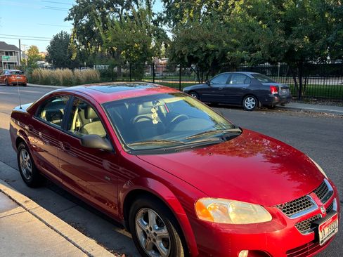 Used 2006 Dodge Stratus SXT w/ Travel Convenience Group image 2