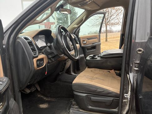 Used 2019 RAM 2500 Big Horn image 11