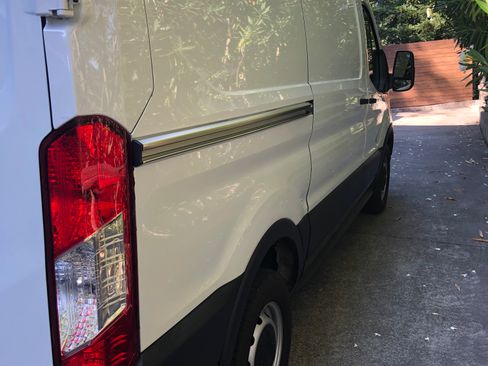 Used 2020 Ford Transit 350 Low Roof RWD image 5