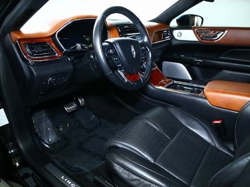 Used 2020 Lincoln Continental Black Label w/ Rear Seat Amenities Package image 5