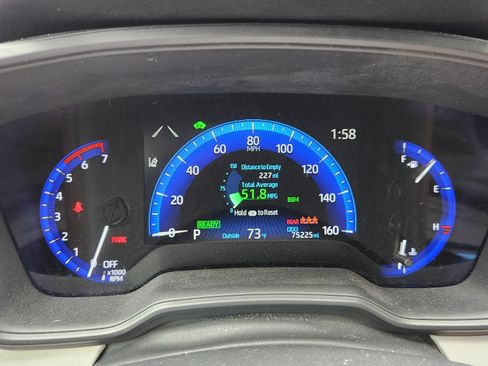 Used 2021 Toyota Corolla LE image 10