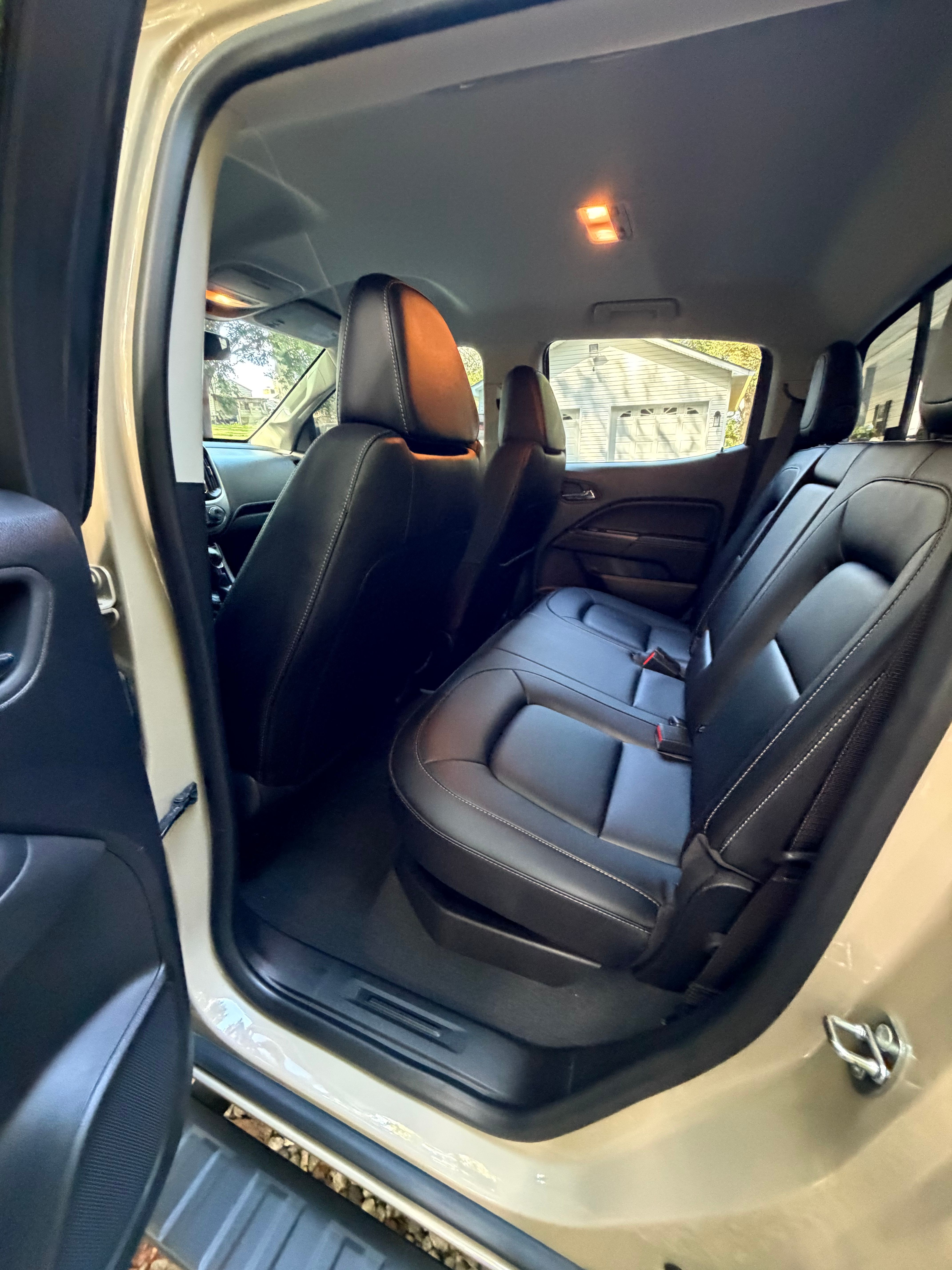 Used 2022 GMC Canyon Elevation w/ Elevation Premium Package AWD/4WD image 14