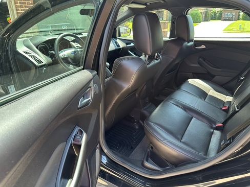 Used 2014 Ford Focus ST w/ Equipment Group 202A FWD image 11