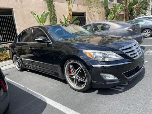 Used 2012 Hyundai Genesis 3.8 image 11