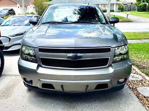 Used 2009 Chevrolet Avalanche LT RWD image 1