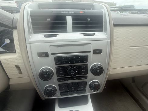 Used 2011 Mercury Mariner 2WD w/ 101A Rapid Spec Order Code image 11