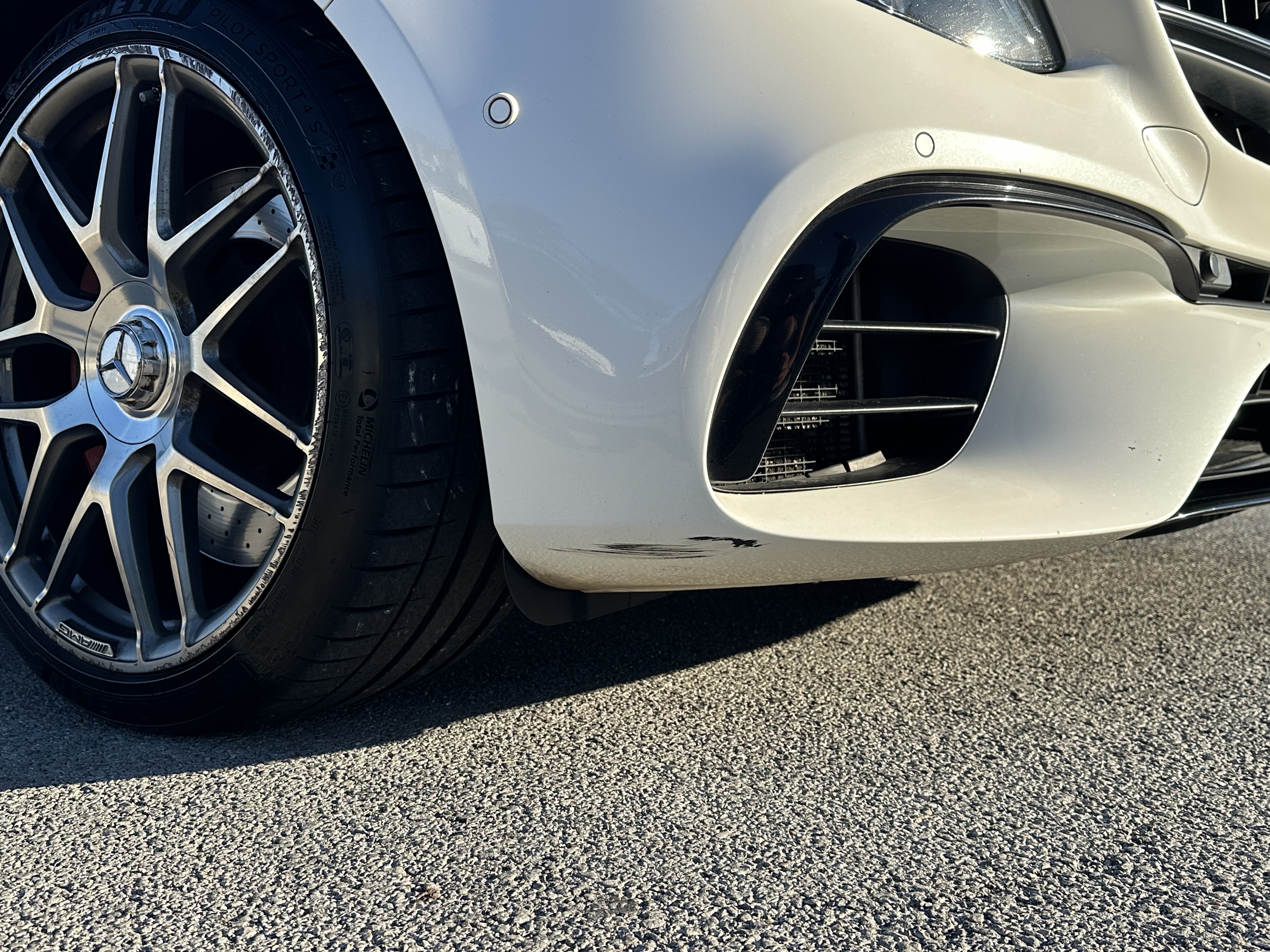 Used 2018 Mercedes-Benz E 63 AMG S image 30