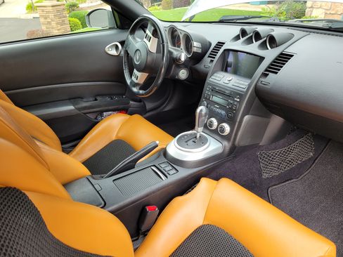 Used 2006 Nissan 350Z Grand Touring image 14