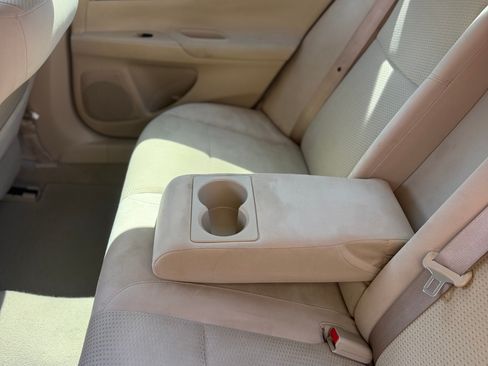 Used 2014 Nissan Altima 2.5 SV image 14