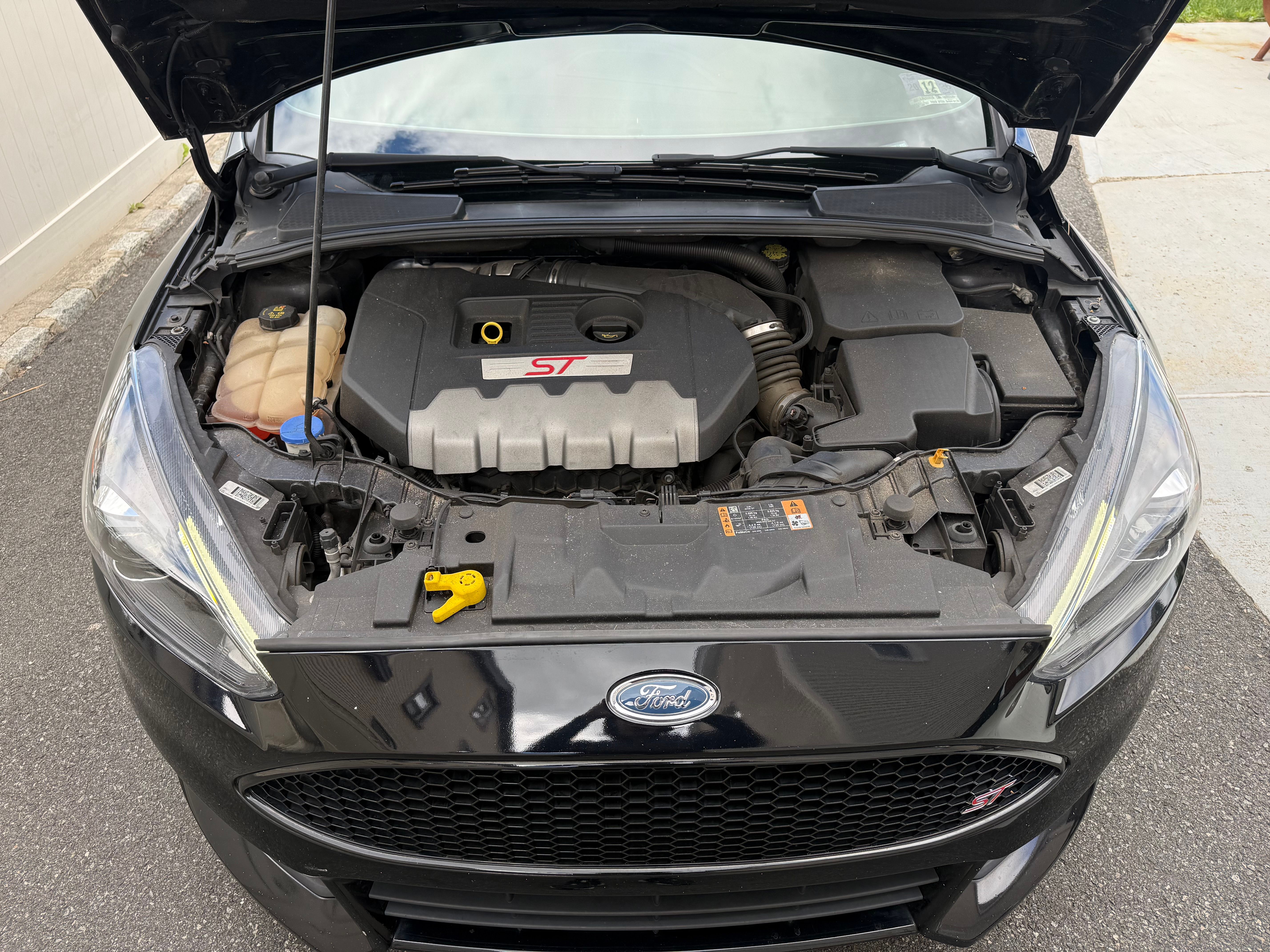 Used 2018 Ford Focus ST w/ Equipment Group 402A FWD image 22