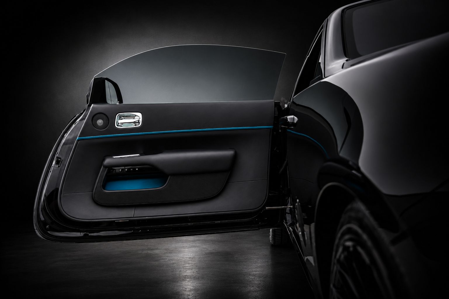 Used 2019 Rolls-Royce Wraith RWD image 9