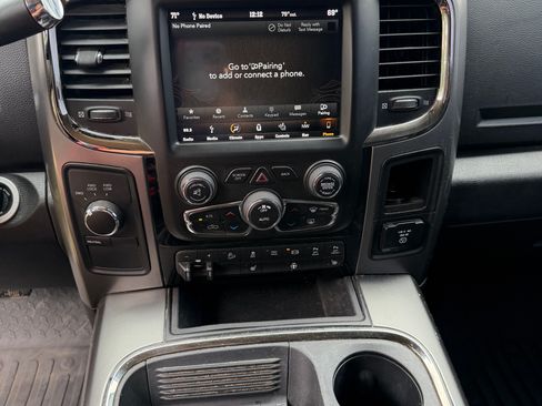 Used 2018 RAM 2500 Big Horn w/ Sport Appearance Group AWD/4WD image 10