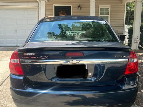 Used 2006 Chevrolet Malibu LT FWD image 2
