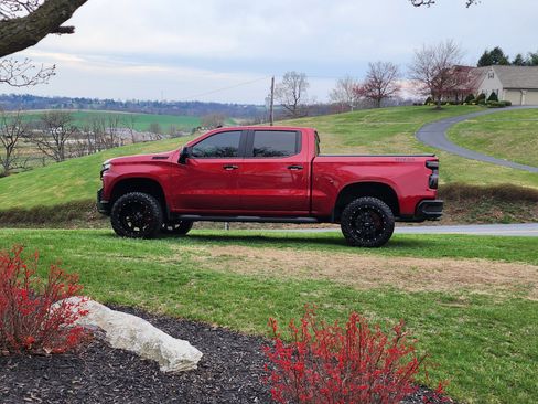 Used 2020 Chevrolet Silverado 1500 LT Trail Boss image 4