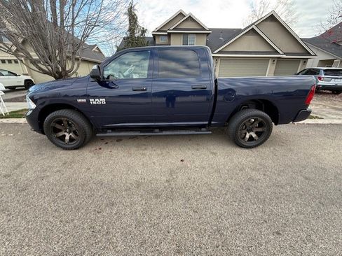 Used 2017 RAM 1500 Express image 4