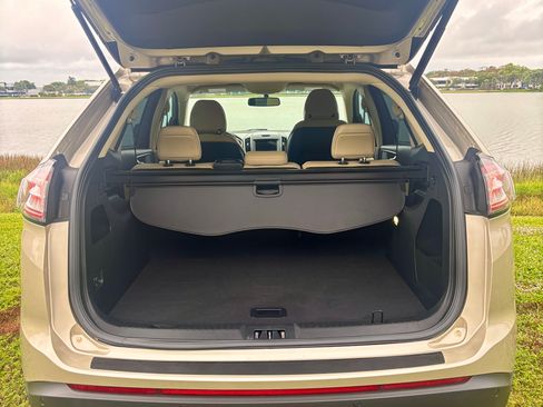 Used 2017 Ford Edge SEL w/ Equipment Group 201A image 16