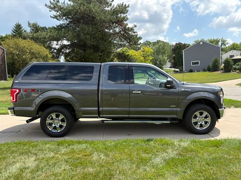 Used 2015 Ford F150 XLT w/ Equipment Group 302A Luxury AWD/4WD image 5