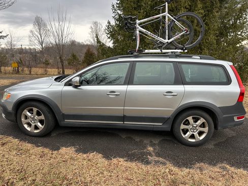 Used 2009 Volvo XC70 3.2 image 9