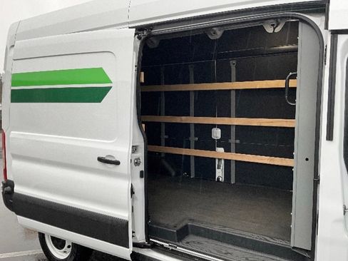 Used 2022 Ford E-Transit 148 High Roof w/ Load Area Protection Package image 2