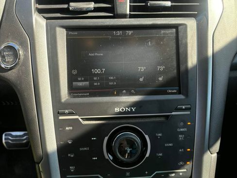 Used 2014 Ford Fusion Titanium image 10