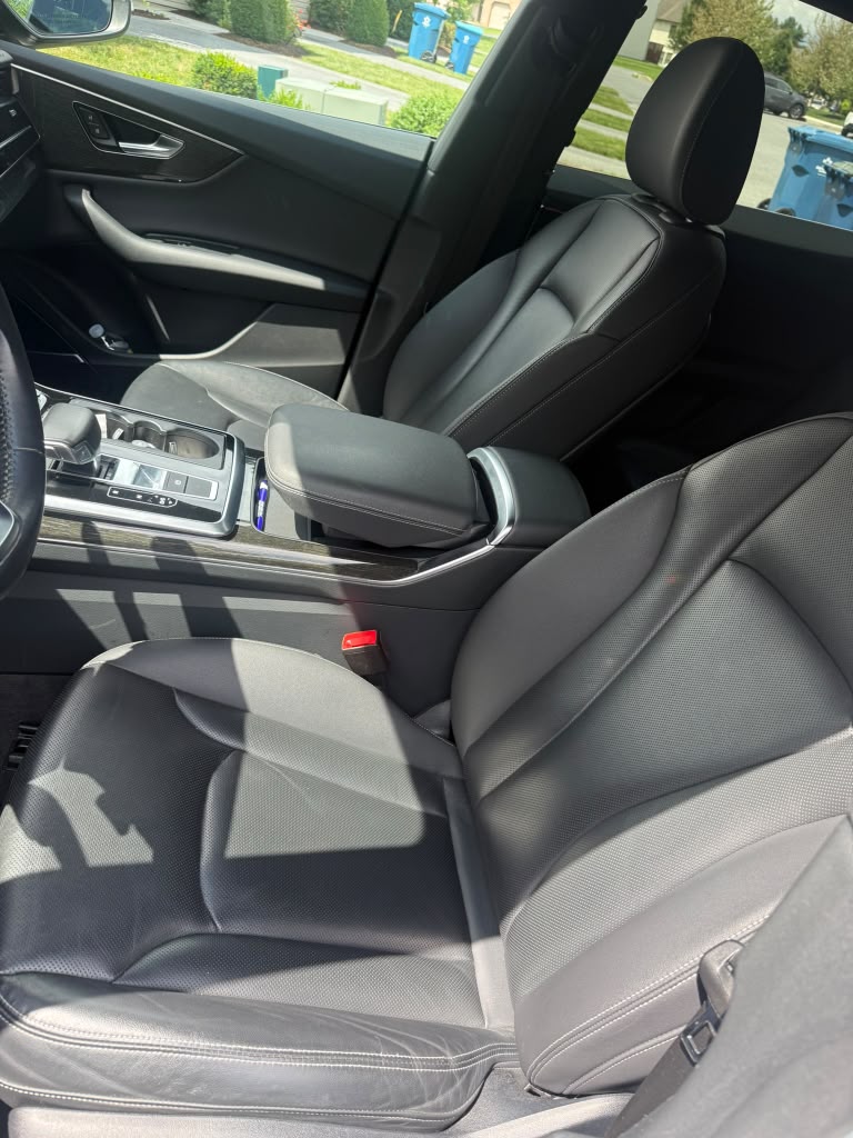 Used 2019 Audi Q8 Premium Plus w/ Premium Plus AWD/4WD image 13