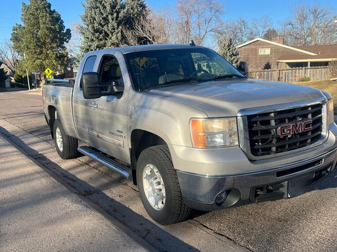 Used 2008 GMC Sierra 2500 SLT w/ Convenience Package image 5