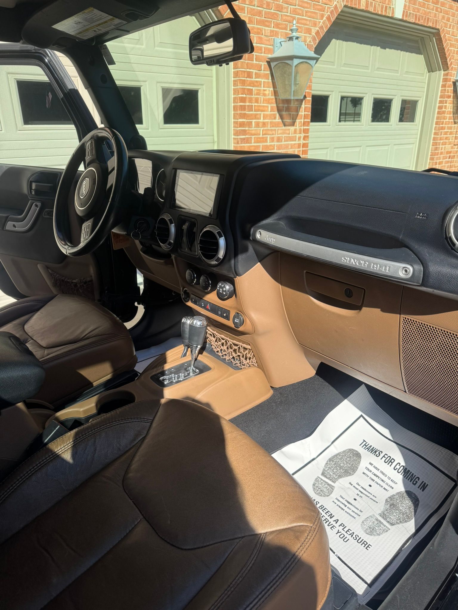 Used 2013 Jeep Wrangler Sahara w/ Connectivity Group AWD/4WD image 9