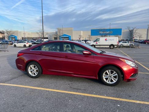 Used 2014 Hyundai Sonata GLS w/ Popular Equipment Group 2 FWD image 10