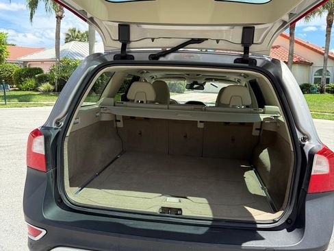 Used 2013 Volvo XC70 3.2 image 6