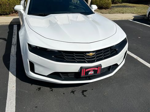 Used 2020 Chevrolet Camaro LT image 1