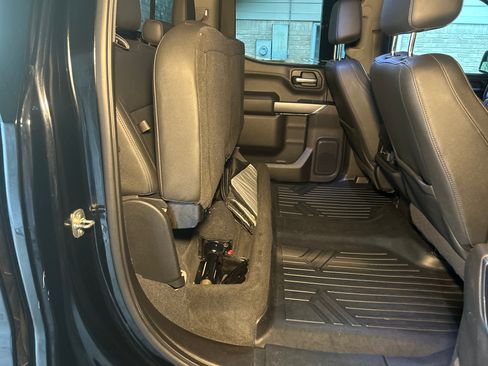 Used 2021 Chevrolet Silverado 1500 LT Trail Boss w/ Convenience Package II image 25