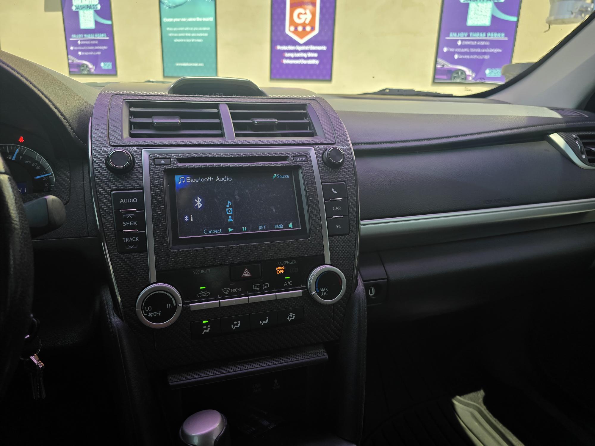 Used 2013 Toyota Camry SE FWD image 21