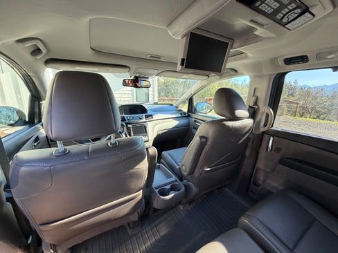 Used 2015 Honda Odyssey EX-L image 6