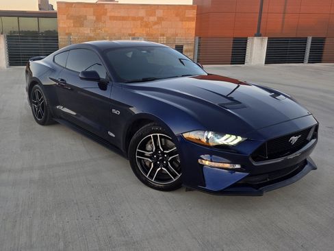 Used 2019 Ford Mustang GT image 2