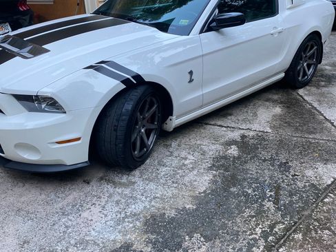 Used 2013 Ford Mustang Shelby GT500 image 5